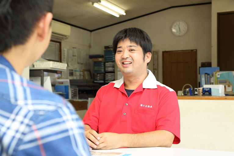 保険アドバイザー接客